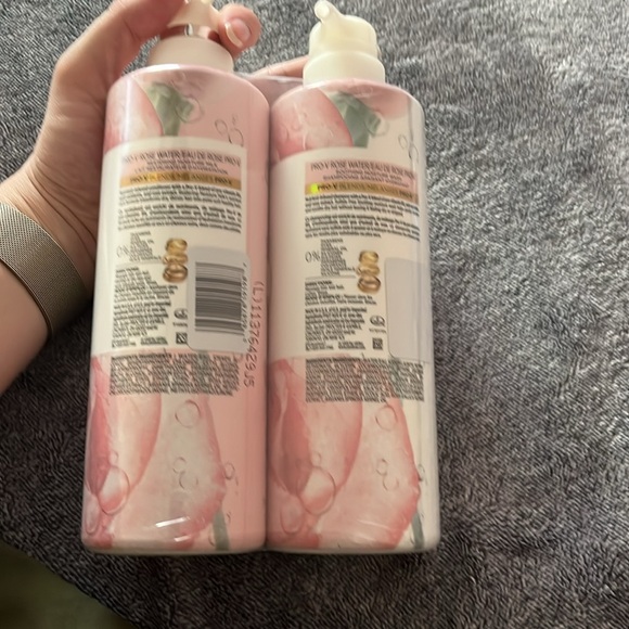 Pantene sulfate frew shampoo and conditioner 530 ml each - Picture 2 of 5